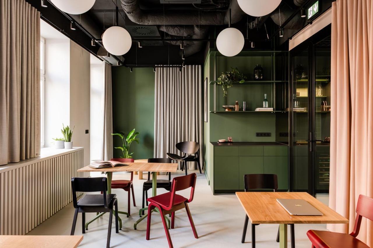 Plantonia Aparthotel クラクフ エクステリア 写真