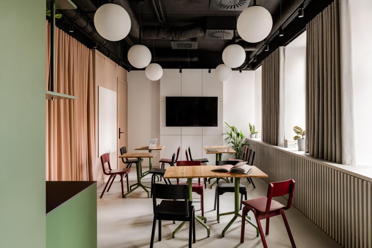 Plantonia Aparthotel クラクフ エクステリア 写真